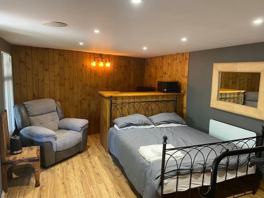 Bar Apartment Ilkeston
